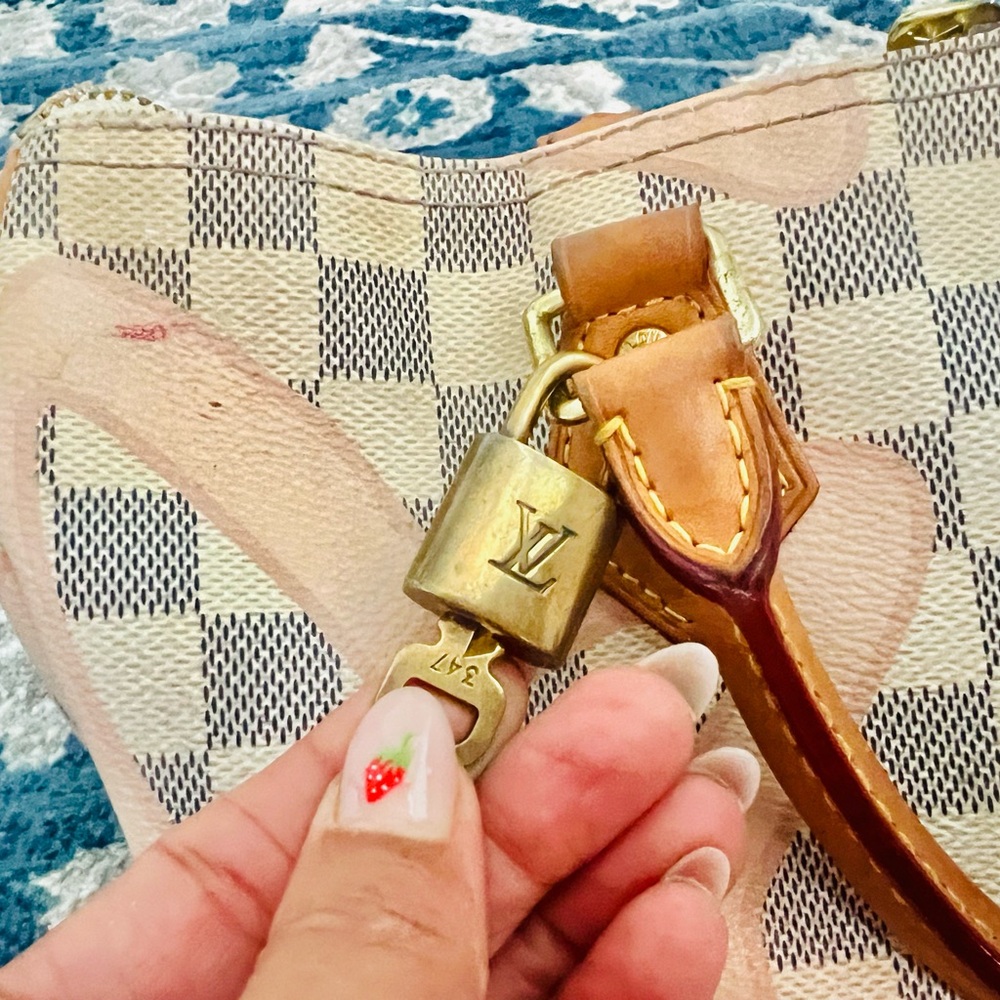 AUTHENTIC Louis Vuitton TAHITIENNE SPEEDY 30 - Picture 5 of 16